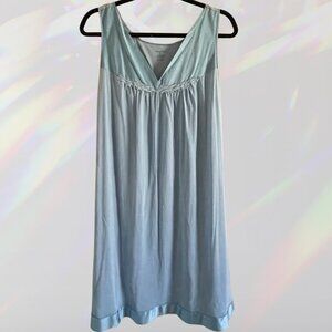 Vanity Fair Light Blue Knee Length Nightgown - XL